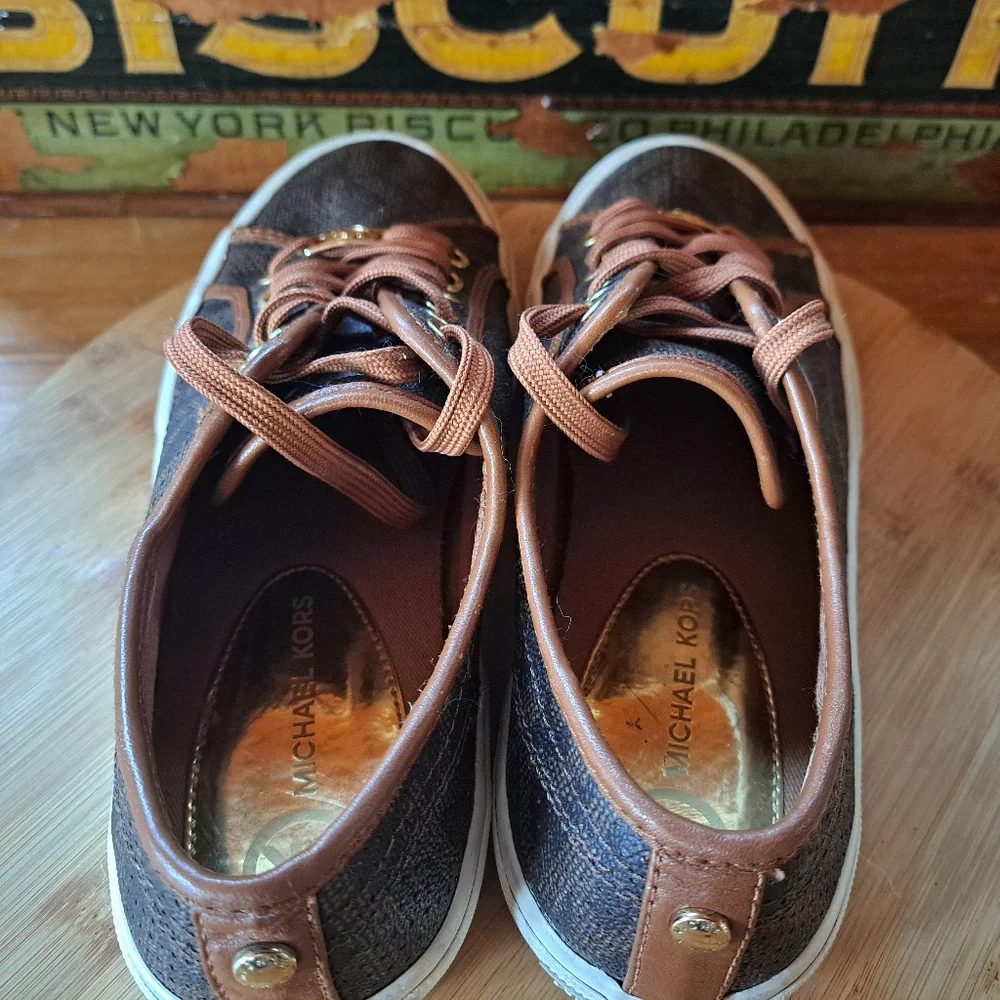 Michael Kors Boerum Sneakers Women's Size 8 Brown MK Logo Signature Casual